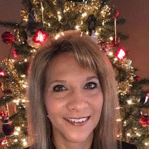 Meet your Posher, Jeannette